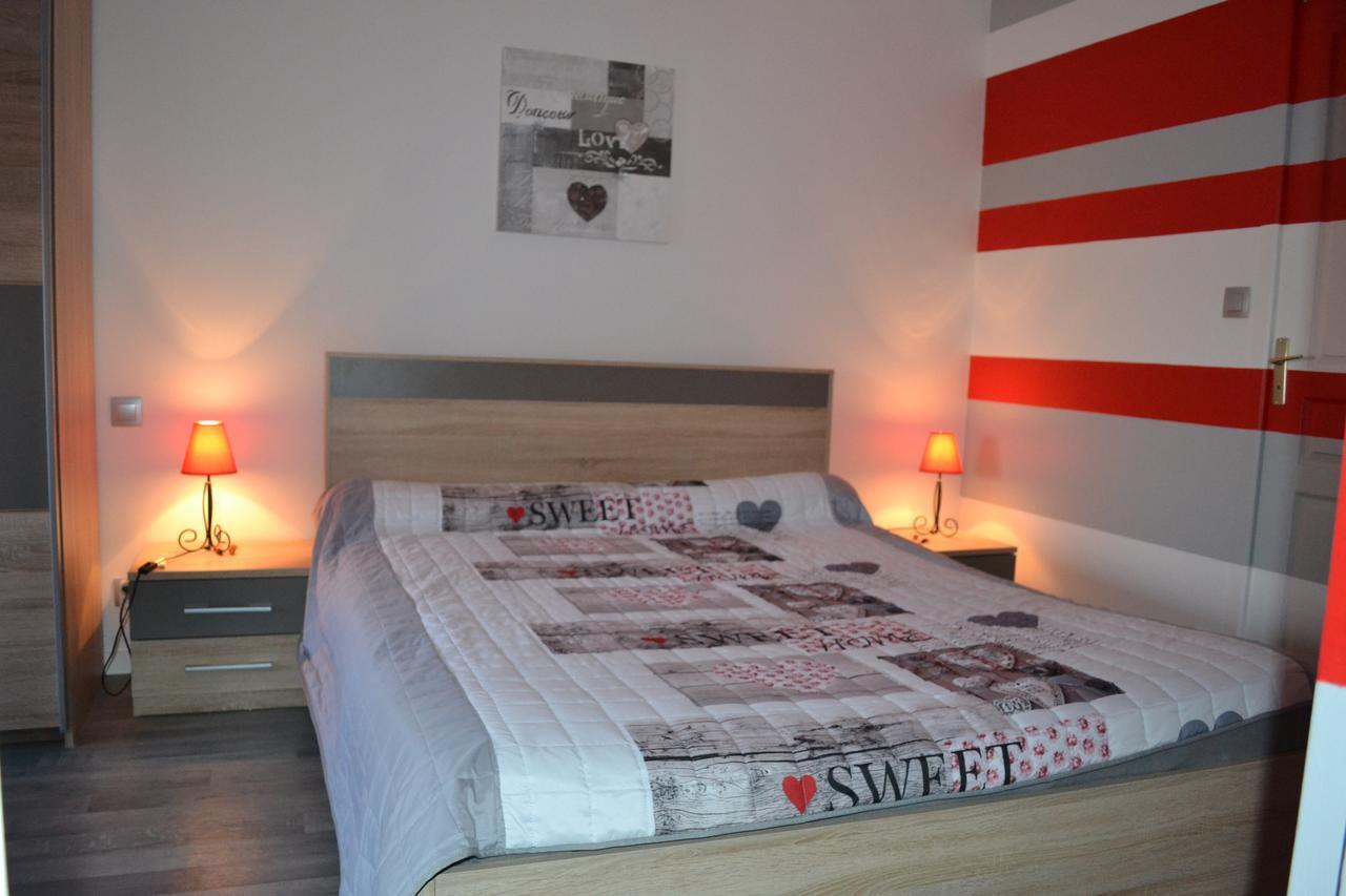 La Ferme Chauvet Bed & Breakfast Chantenay-Villedieu Екстериор снимка